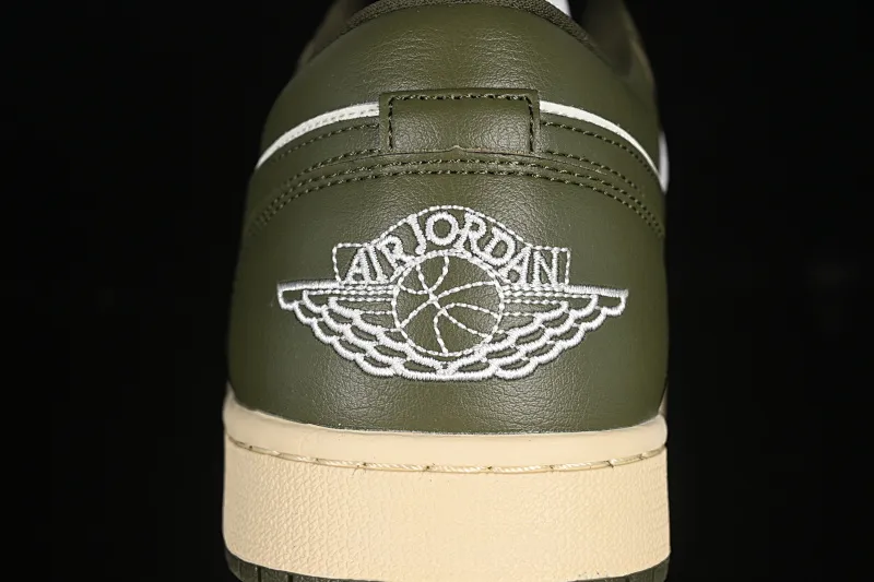 All categories Air Jordan Jordan series basketball shoes Air Jordan 1 Low Air Jordan 1 Low AJ1 Joe 1 army green and white low-top cultural and leisure sports sneakers DC0774-122